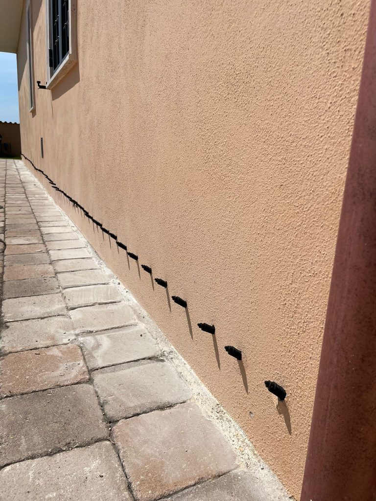 Packer multiforo per barriera chimica